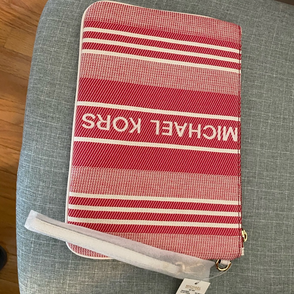 Michael Kors Large Wristlet Pouch